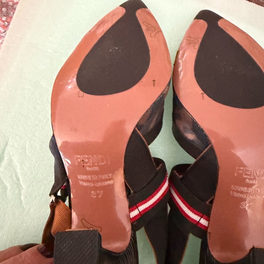 Fendi Black and Brown Patterned Heels - Picture 7 of 11